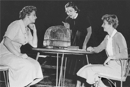 Unidentified actress with Ann Dearing and Betty Dick in Sabrina Fair in the amphitheatre (1954-1955).