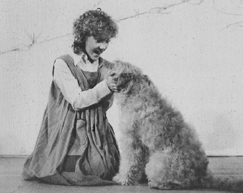 Andrea Schulz as Annie with friend (1983).